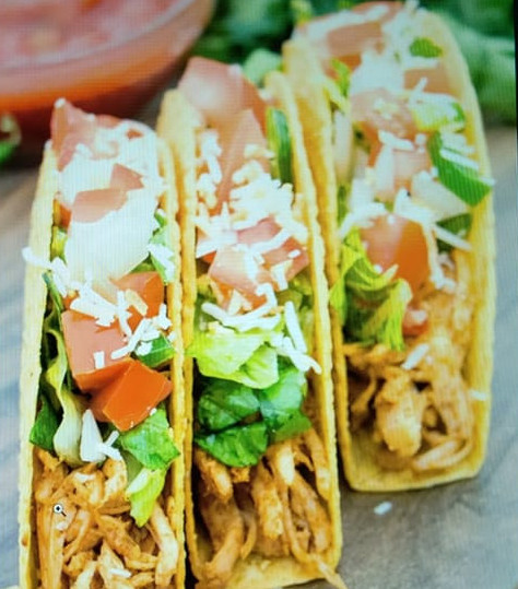 Tacos W Shredded Chicken